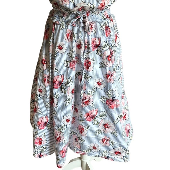 Venus Floral Striped Triangular High Neck Halter Dress - Picture 6 of 6